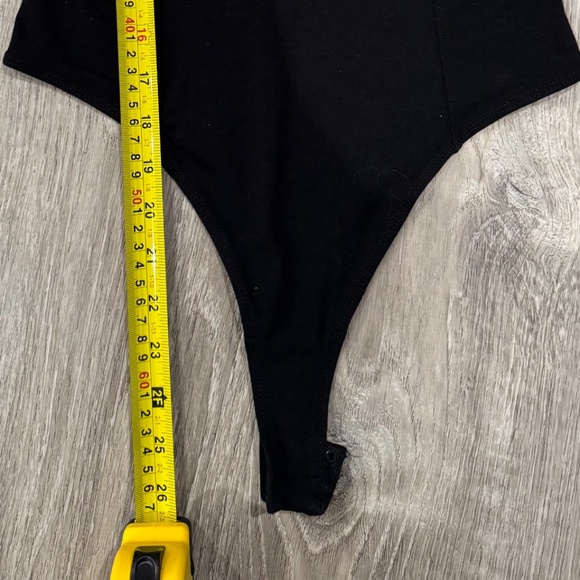 GUESS BODYSUIT. NEVER WORN. - Picture 7 of 7